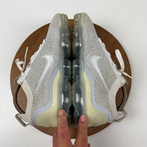 Nike Women’s VaporMax Flyknit Sneakers — Cream/White - Picture 7 of 9